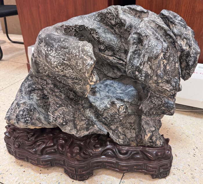 1756366310619388.jpg 龙盘虎踞.jpg